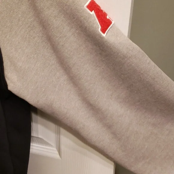 WOMEN'S LARGE NFL STEELERS LETTERMAN/VARSITY JACKET - Picture 11 of 16